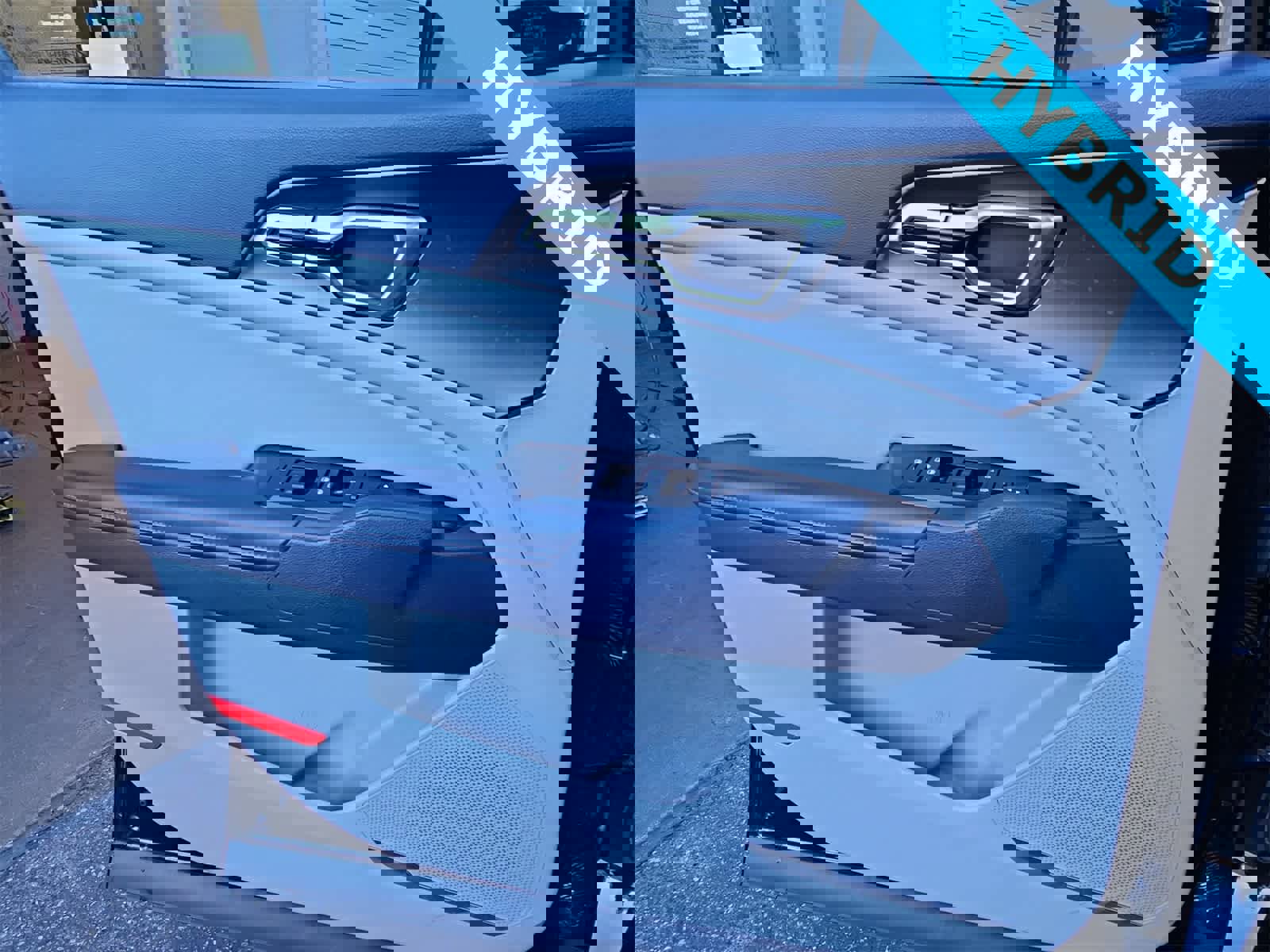 Used 2023 Kia Sportage EX image 28