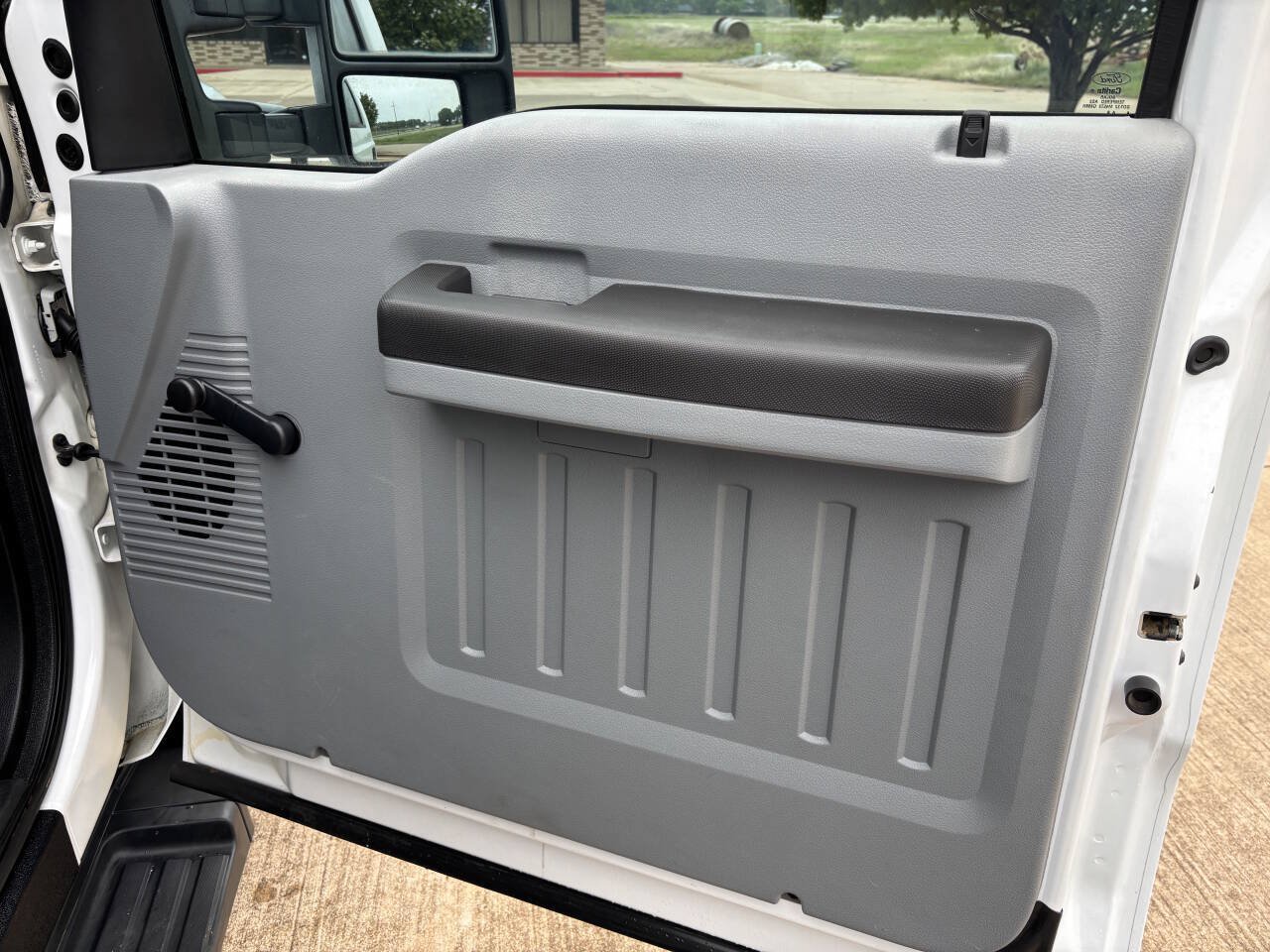 Used 2015 Ford F250 XL w/ XL Value Package AWD/4WD image 16