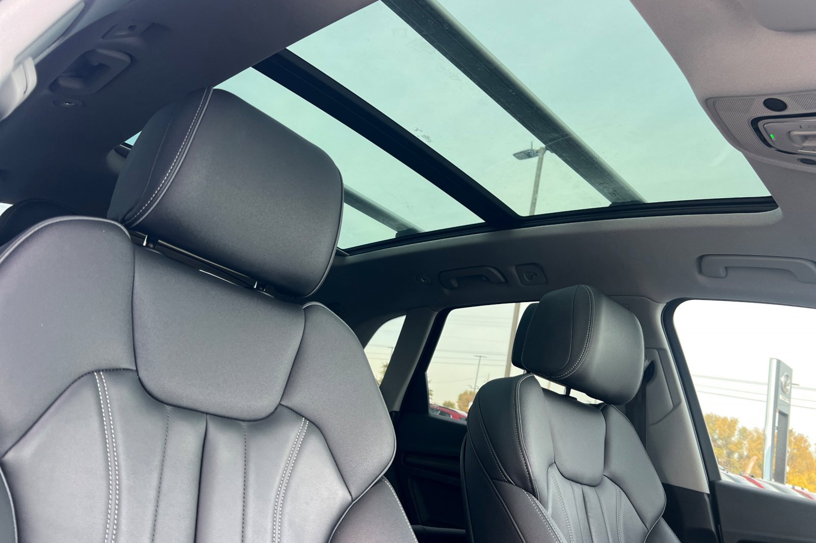 Used 2024 Audi Q5 2.0T Premium Plus image 15