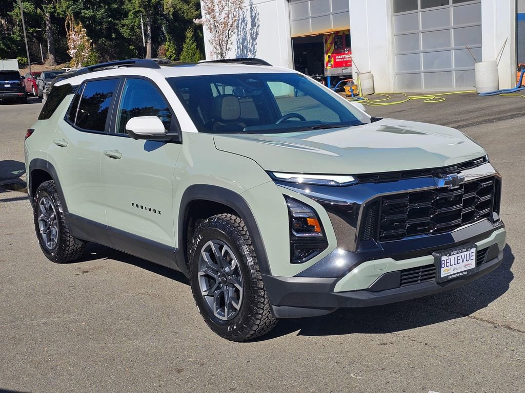 Used 2025 Chevrolet Equinox ACTIV w/ Safety and Technology Package image 7