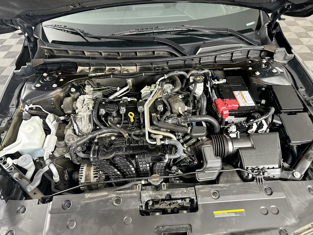 Used 2024 Nissan Altima 2.5 SR FWD image 36