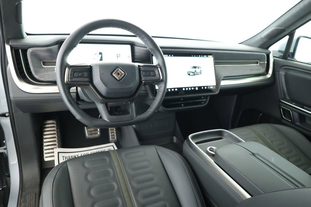 Used 2023 Rivian R1S Adventure image 11