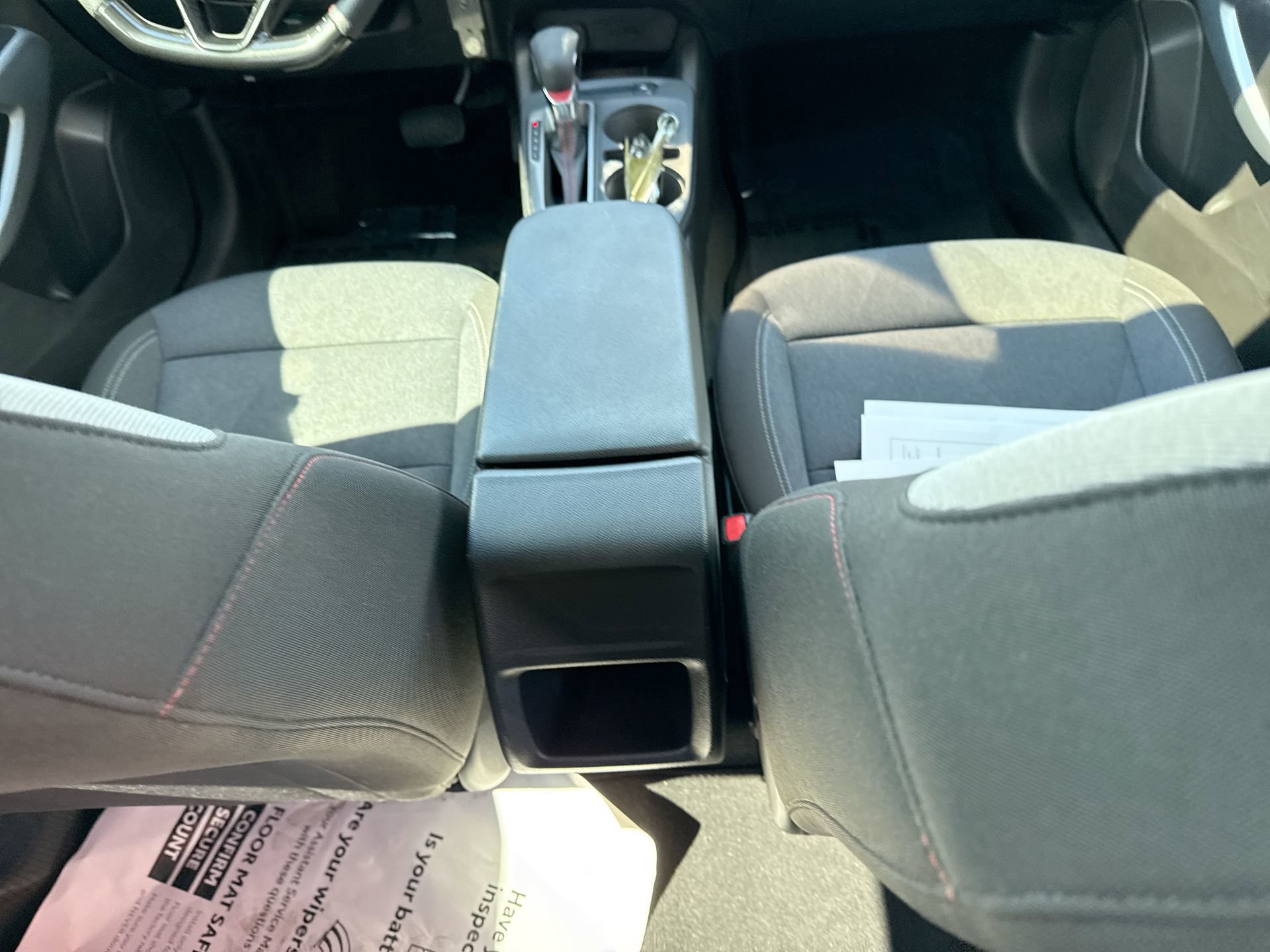 Used 2025 Chevrolet Trax RS w/ Sunroof Package FWD image 22