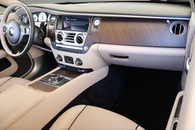 Certified 2019 Rolls-Royce Wraith RWD image 24