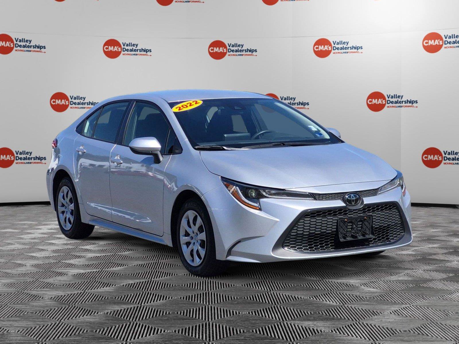 Used 2022 Toyota Corolla LE FWD image 7