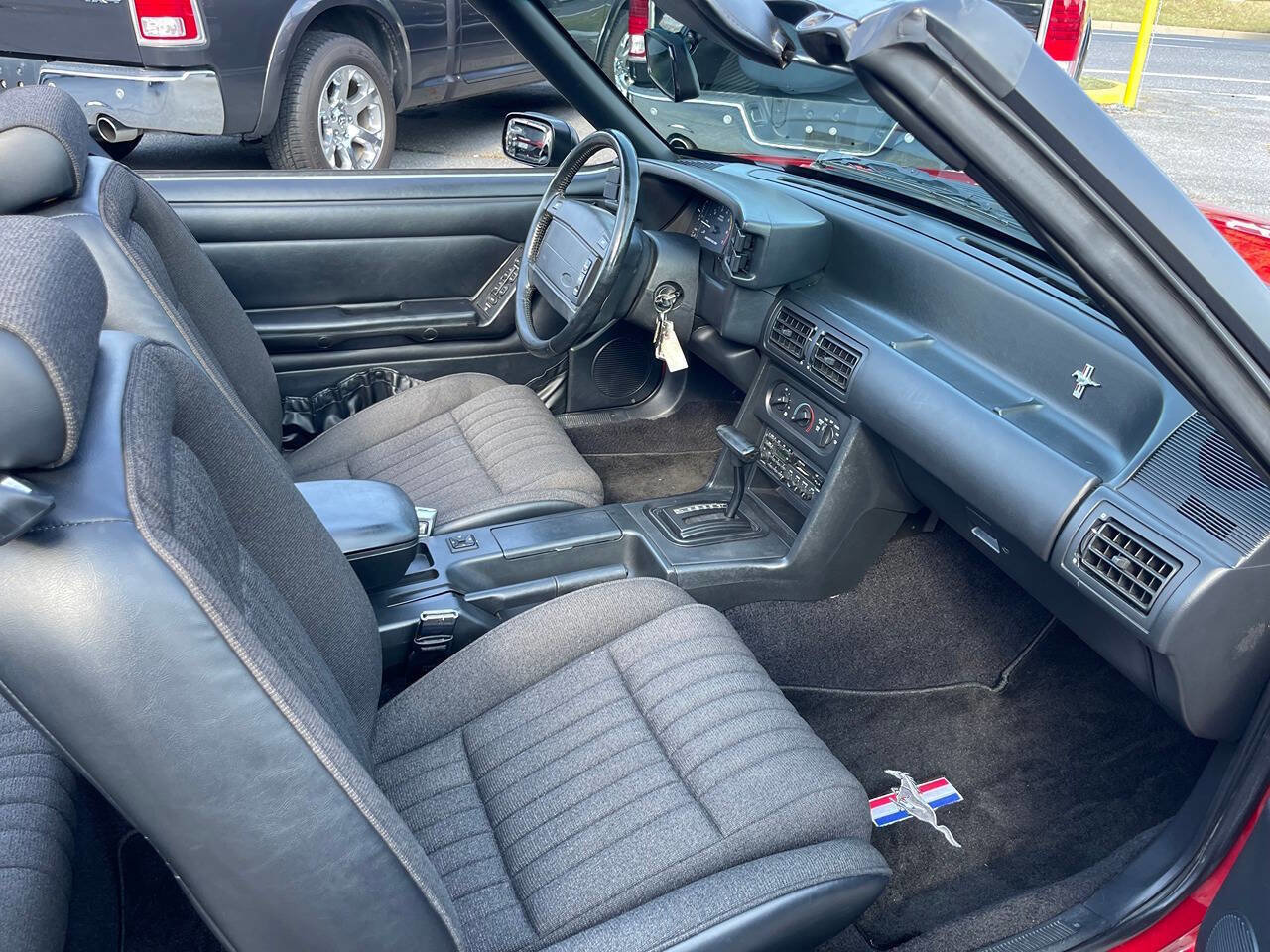 Used 1992 Ford Mustang LX image 24