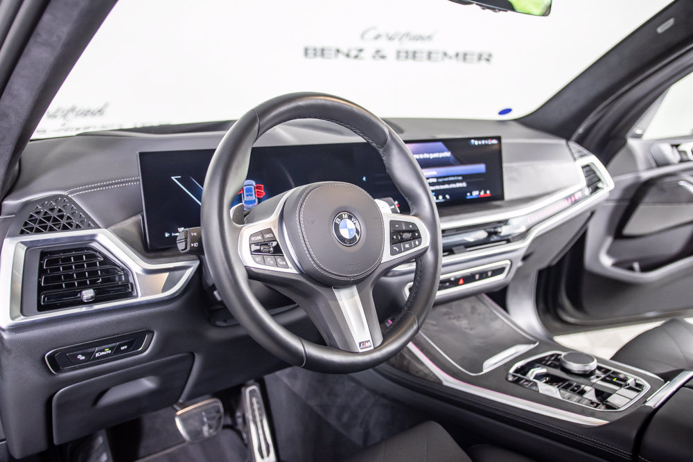 Used 2026 BMW X7 xDrive40i w/ M Sport Package AWD/4WD image 27