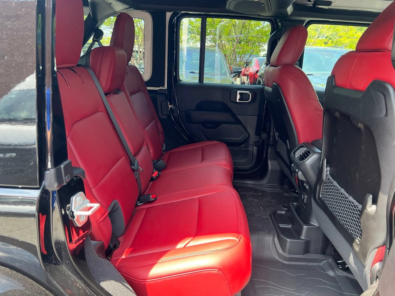 Used 2024 Jeep Wrangler Unlimited Rubicon 392 AWD/4WD image 21