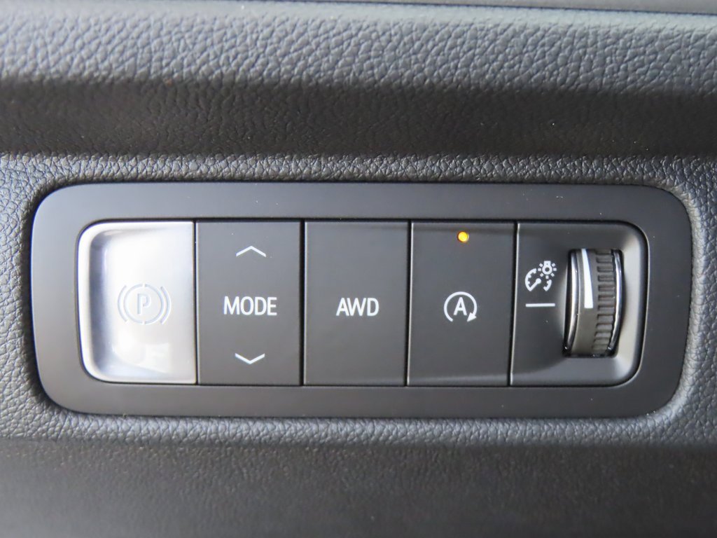 New 2026 Chevrolet Traverse LT w/ Enhanced Driving Package image 14