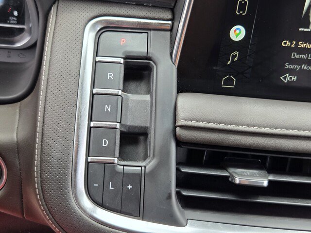 Used 2022 GMC Yukon SLT w/ SLT Luxury Package RWD image 17