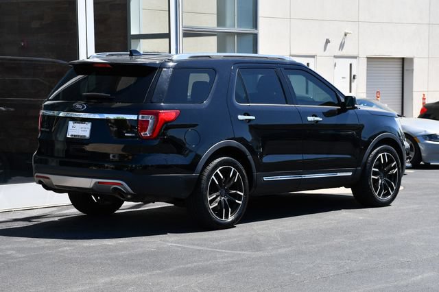 Used 2016 Ford Explorer Limited w/ Equipment Group 301A AWD/4WD image 8
