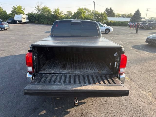 Used 2017 Toyota Tacoma TRD Off-Road w/ Tow Package (A/T) AWD/4WD image 8