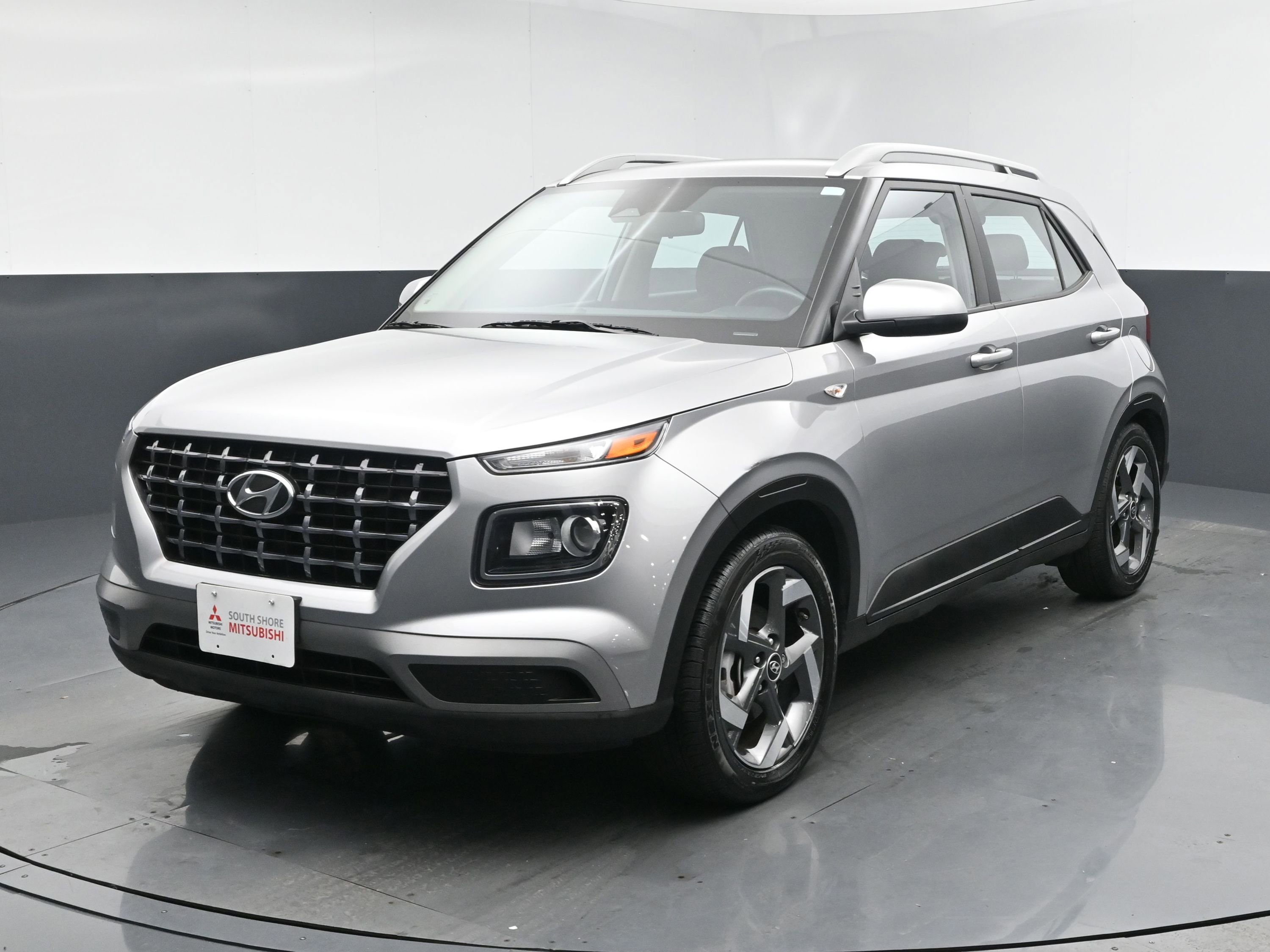 Used 2023 Hyundai Venue SEL