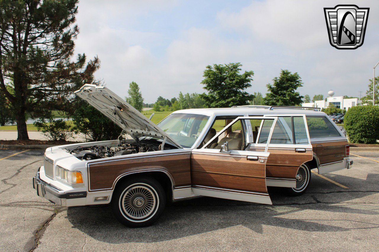 Used 1989 Mercury Grand Marquis Colony Park GS image 13
