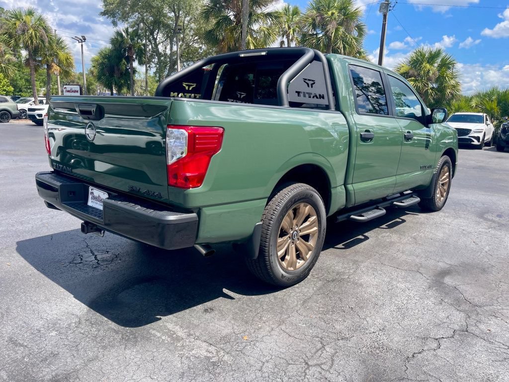 Used 2024 Nissan Titan SV w/ SV Bronze Edition Package AWD/4WD image 6