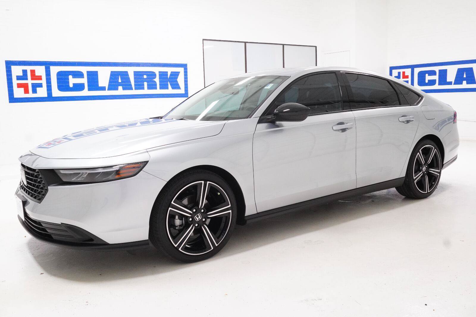 Used 2026 Honda Accord SE image 32