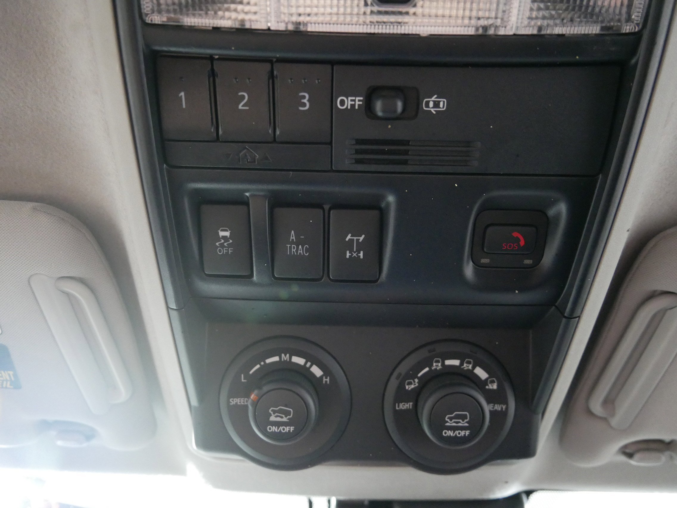 Used 2020 Toyota 4Runner TRD Off-Road Premium image 32