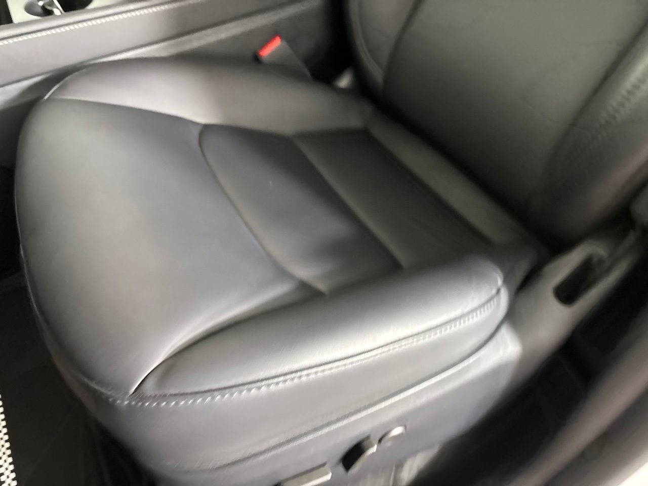 Used 2024 Tesla Model Y 2WD image 9