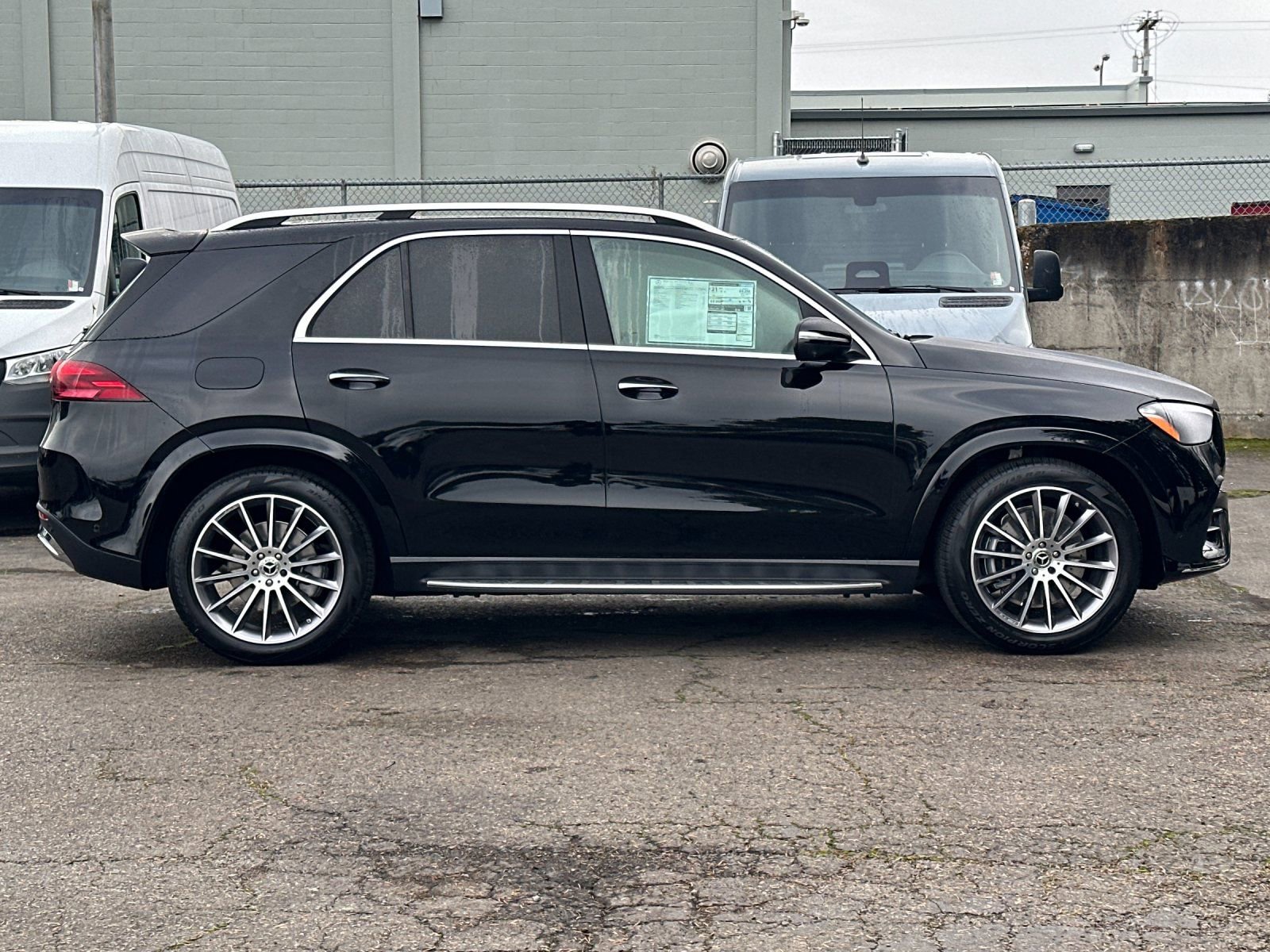 New 2026 Mercedes-Benz GLE 450 4MATIC image 3