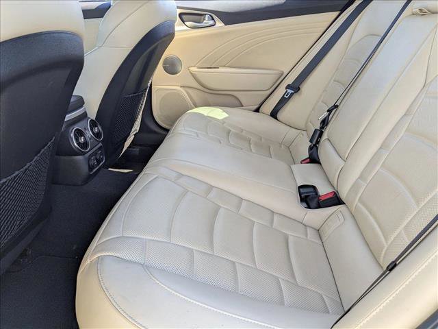 Used 2022 Kia Stinger GT2 image 17