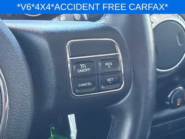 Used 2017 Jeep Wrangler Unlimited Sahara w/ Connectivity Group AWD/4WD image 29