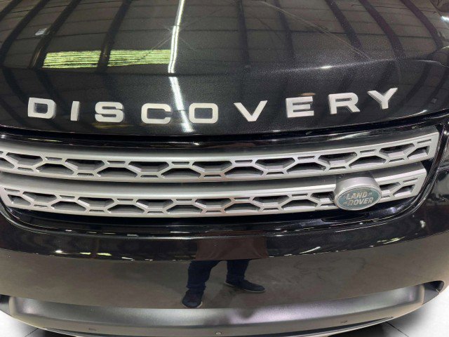 Used 2017 Land Rover Discovery HSE image 58