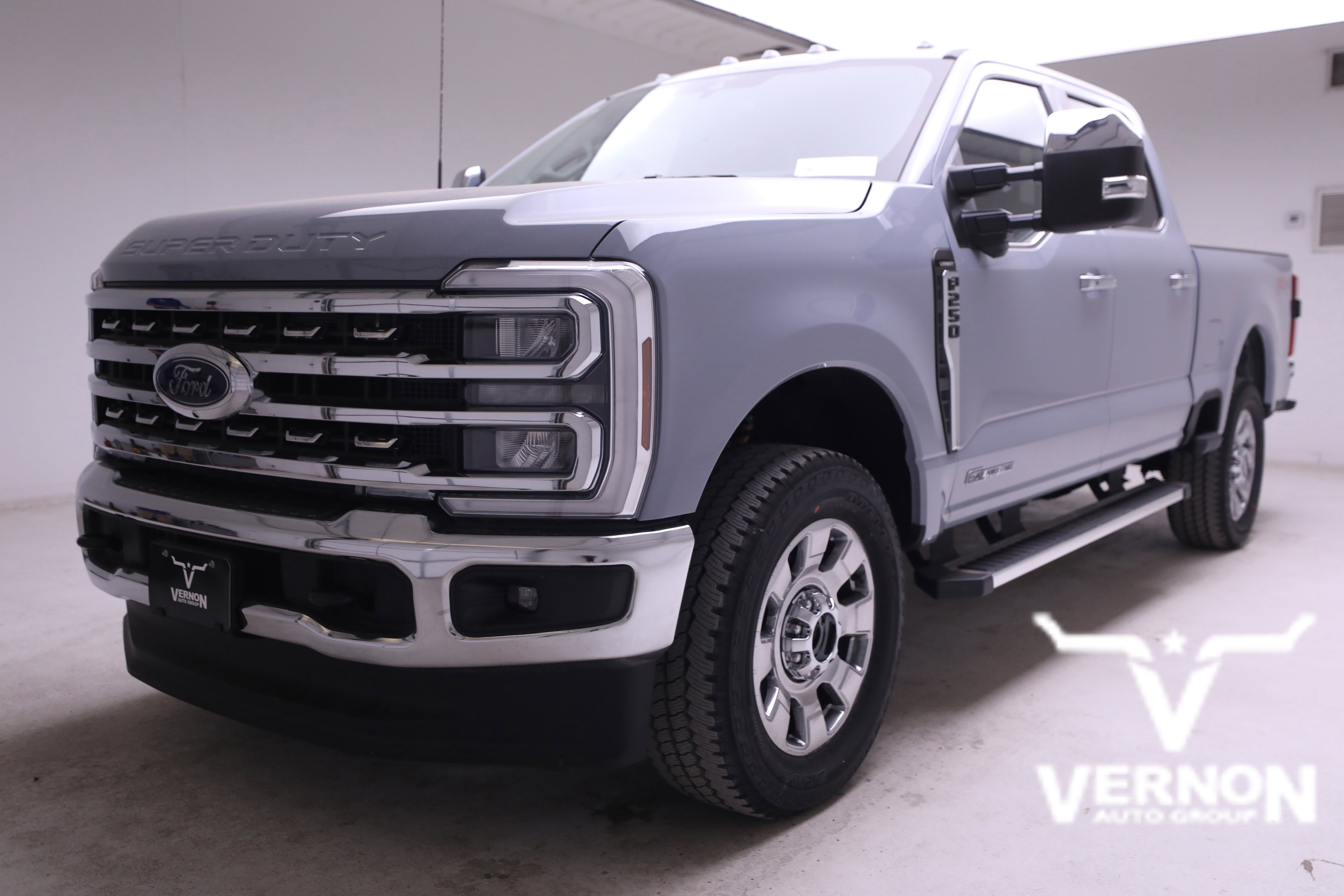 New 2026 Ford F250 Lariat w/ Chrome Package