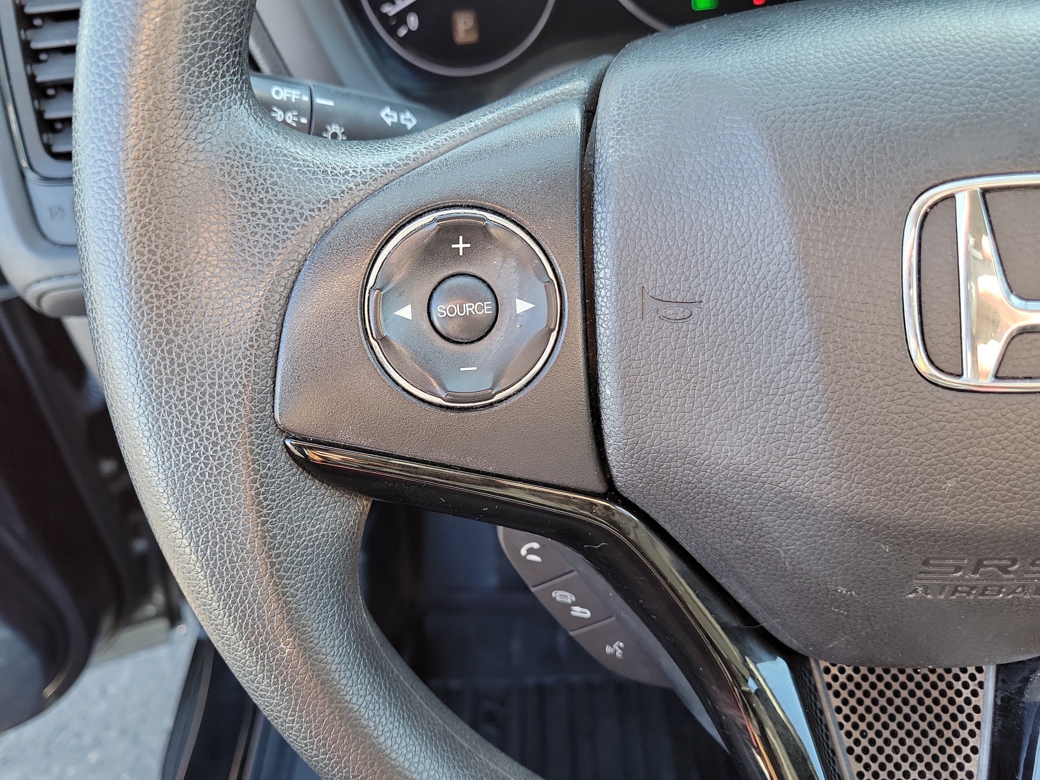 Used 2021 Honda HR-V LX image 22