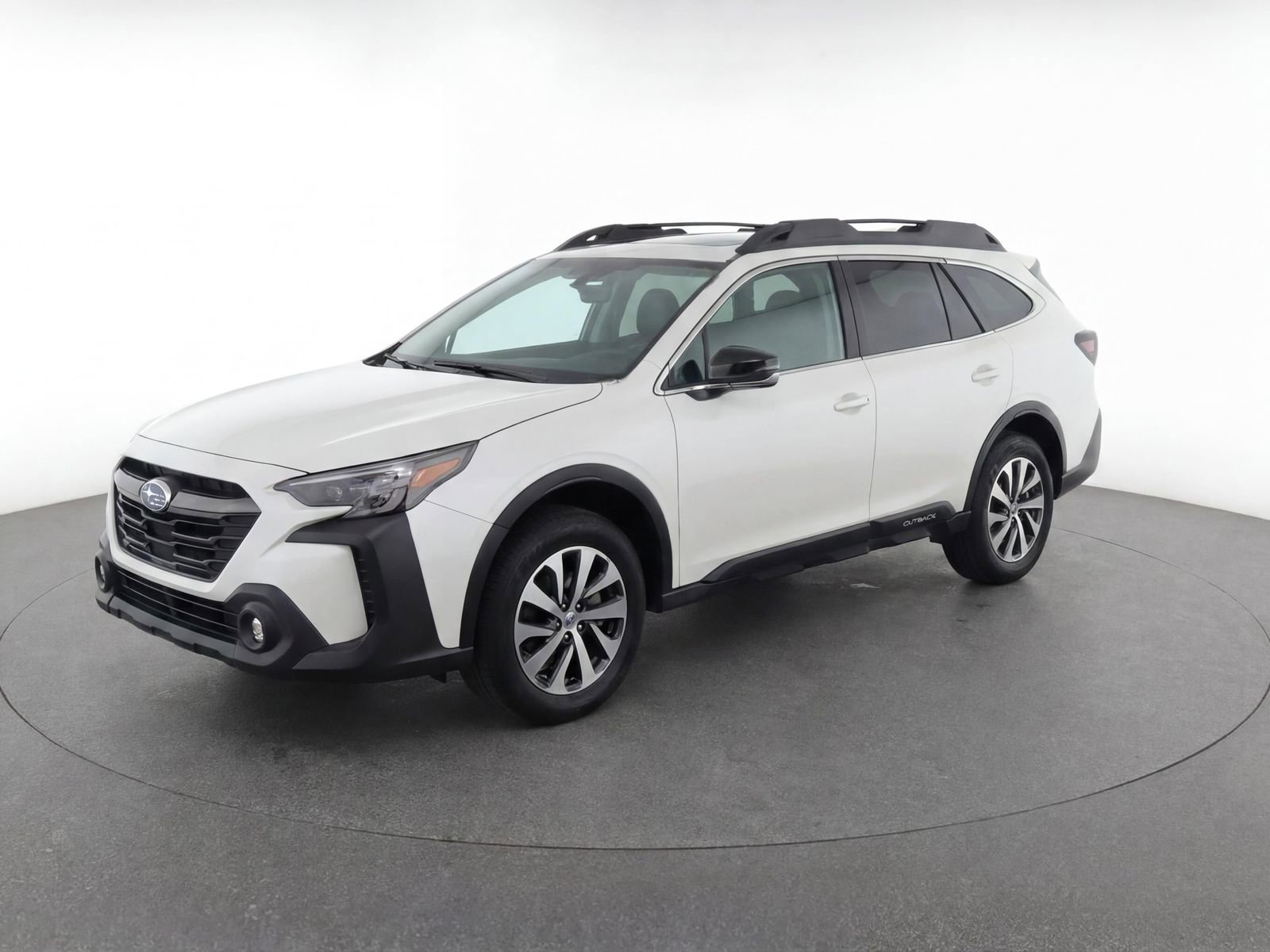 Certified 2025 Subaru Outback Premium AWD/4WD image 2