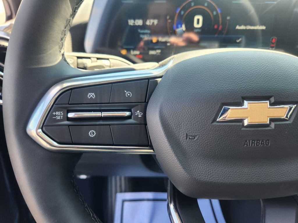 Used 2026 Chevrolet Equinox LT image 9