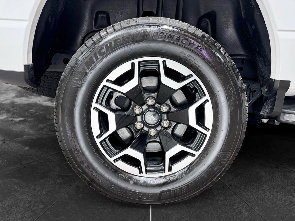 Used 2023 Ford F150 Lightning XLT AWD/4WD image 40