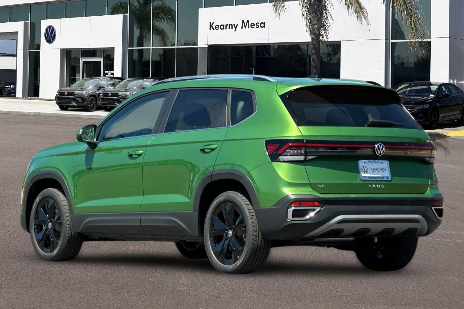 New 2026 Volkswagen Taos SE FWD image 6