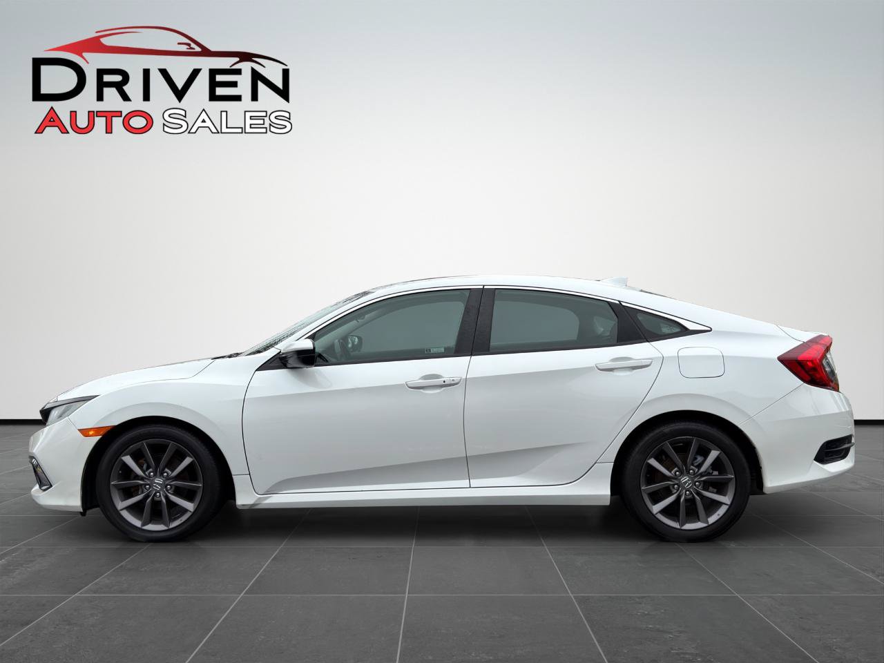 Used 2020 Honda Civic EX image 2