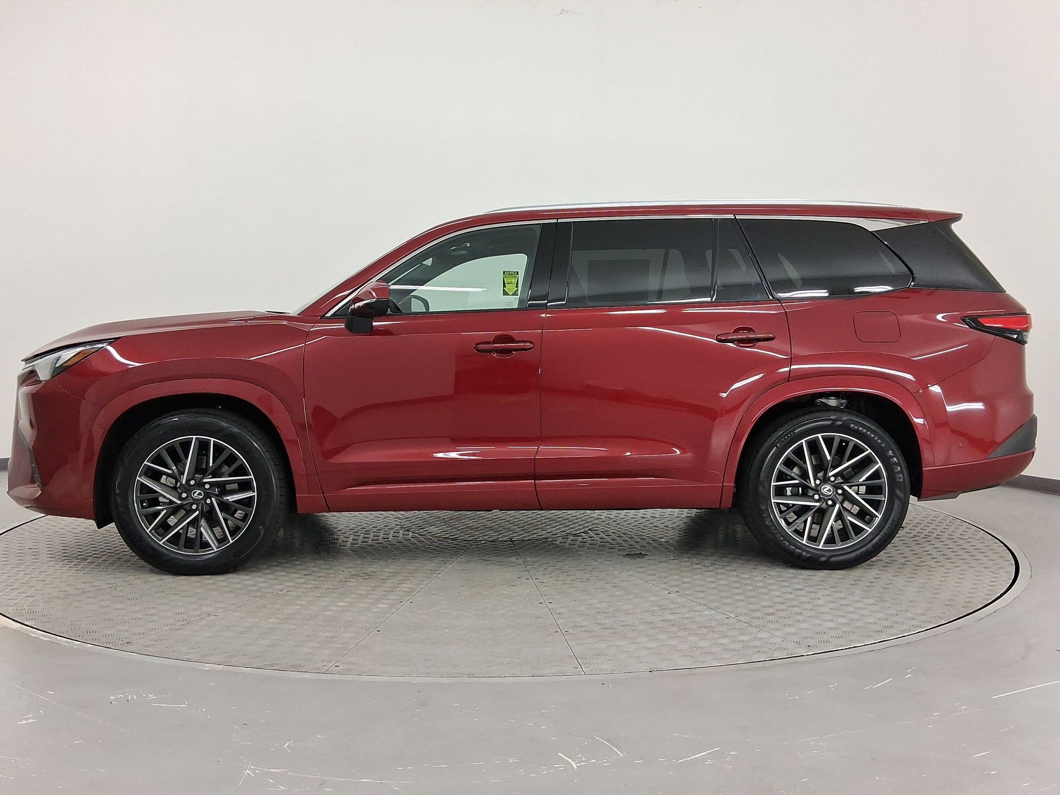 New 2026 Lexus TX 350 AWD image 2