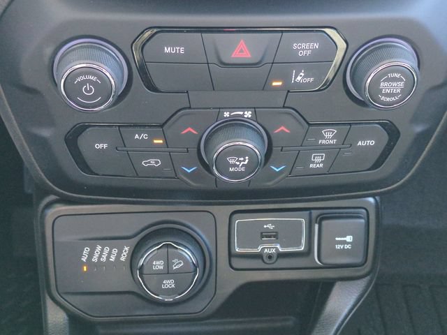Used 2023 Jeep Renegade Trailhawk AWD/4WD image 24