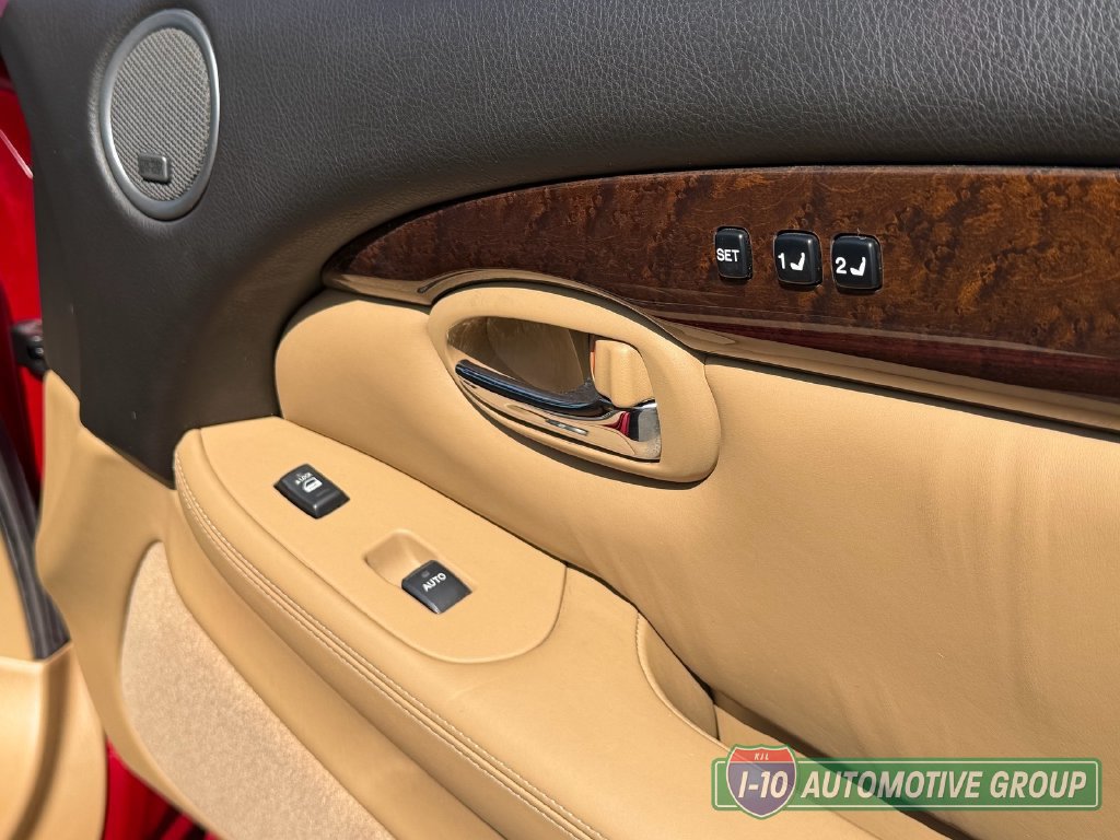 Used 2007 Lexus SC 430 Convertible w/ Preferred Accessory Pkg RWD image 17