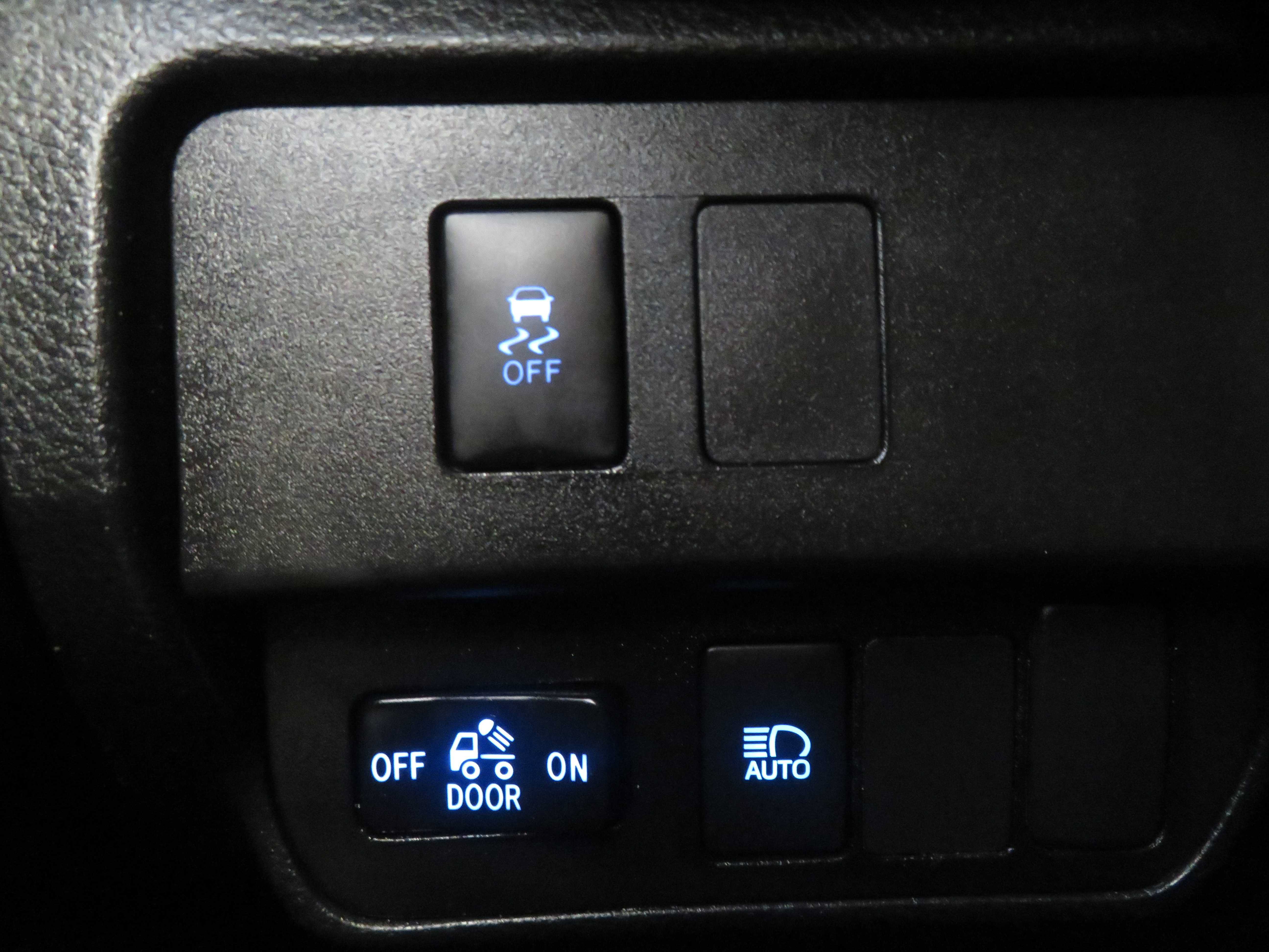 Used 2020 Toyota Tacoma SR AWD/4WD image 36