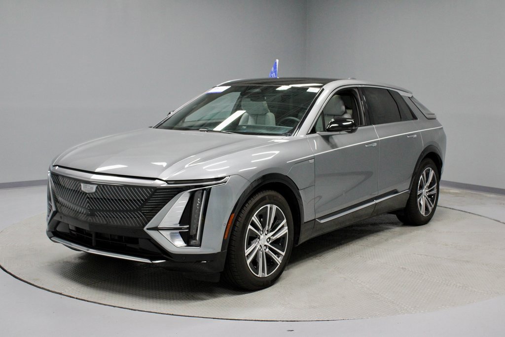 Used 2024 Cadillac Lyriq Luxury image 6