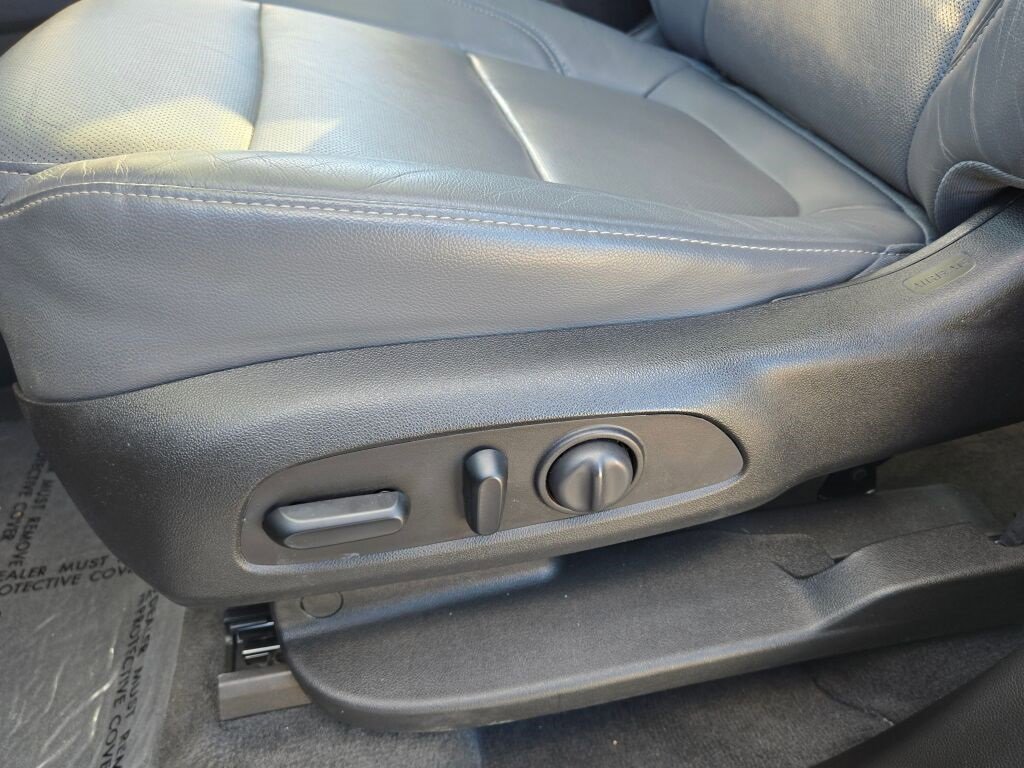 Used 2020 Chevrolet Traverse Premier w/ LPO, Floor Liner Package image 23