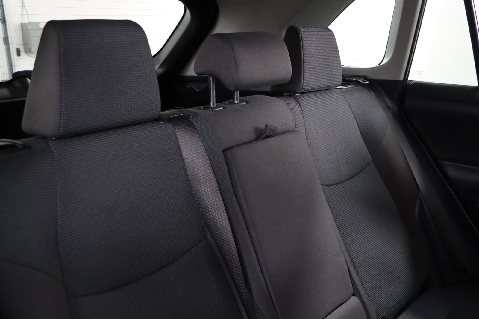 Used 2022 Toyota RAV4 LE image 27