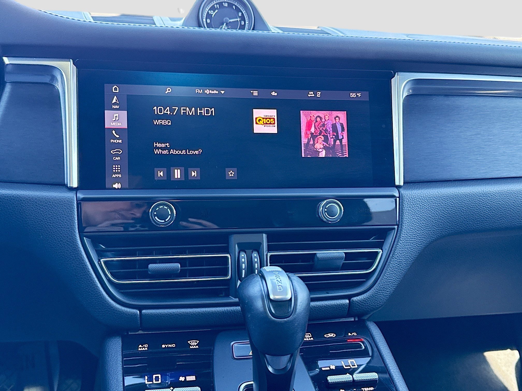 Used 2024 Porsche Macan GTS image 31