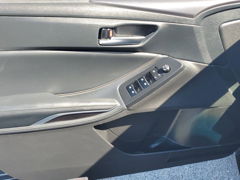 Used 2020 Toyota Avalon XSE image 43