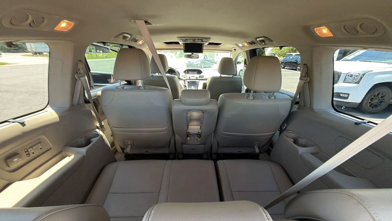 Used 2015 Honda Odyssey Touring Elite image 58