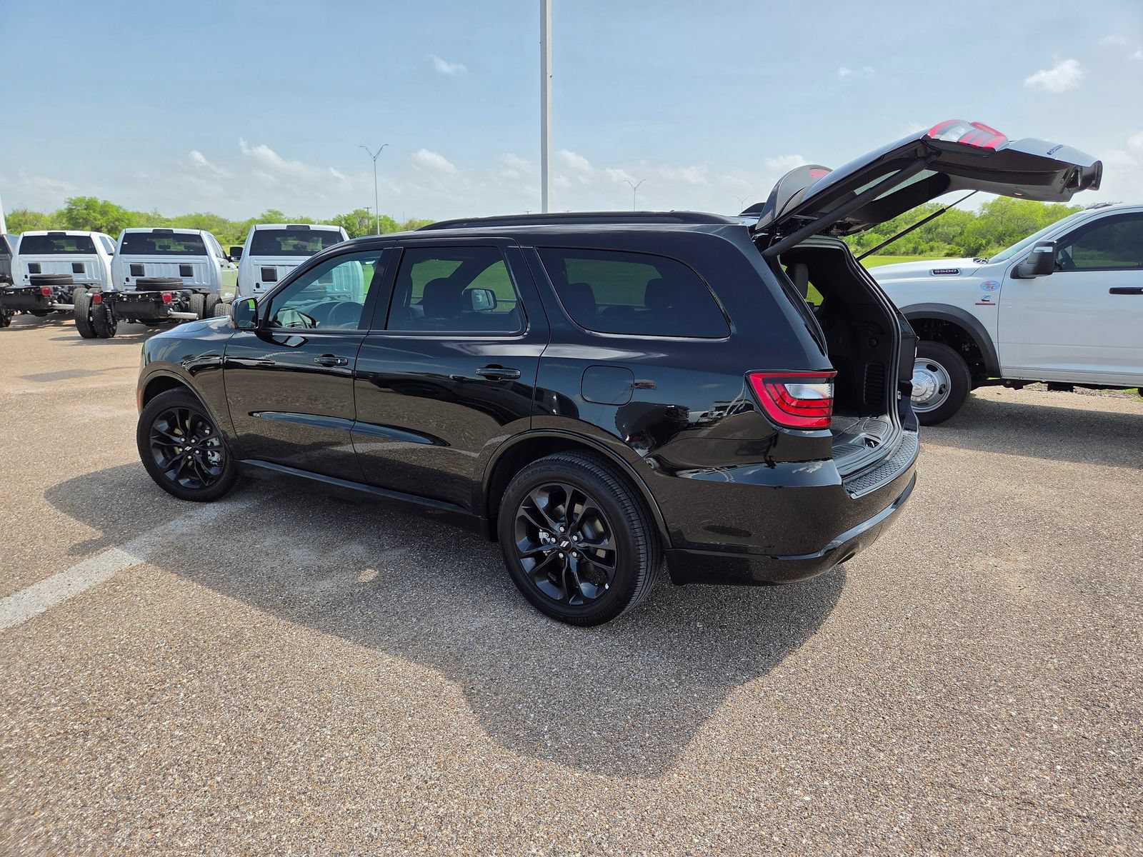New 2026 Dodge Durango GT w/ Blacktop Package RWD image 25