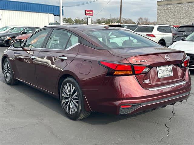 Used 2023 Nissan Altima 2.5 SV FWD image 5
