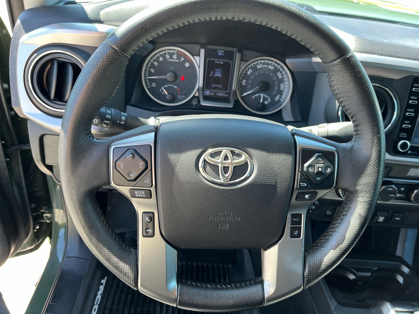 Used 2021 Toyota Tacoma SR5 w/ Trail Edition AWD/4WD image 13