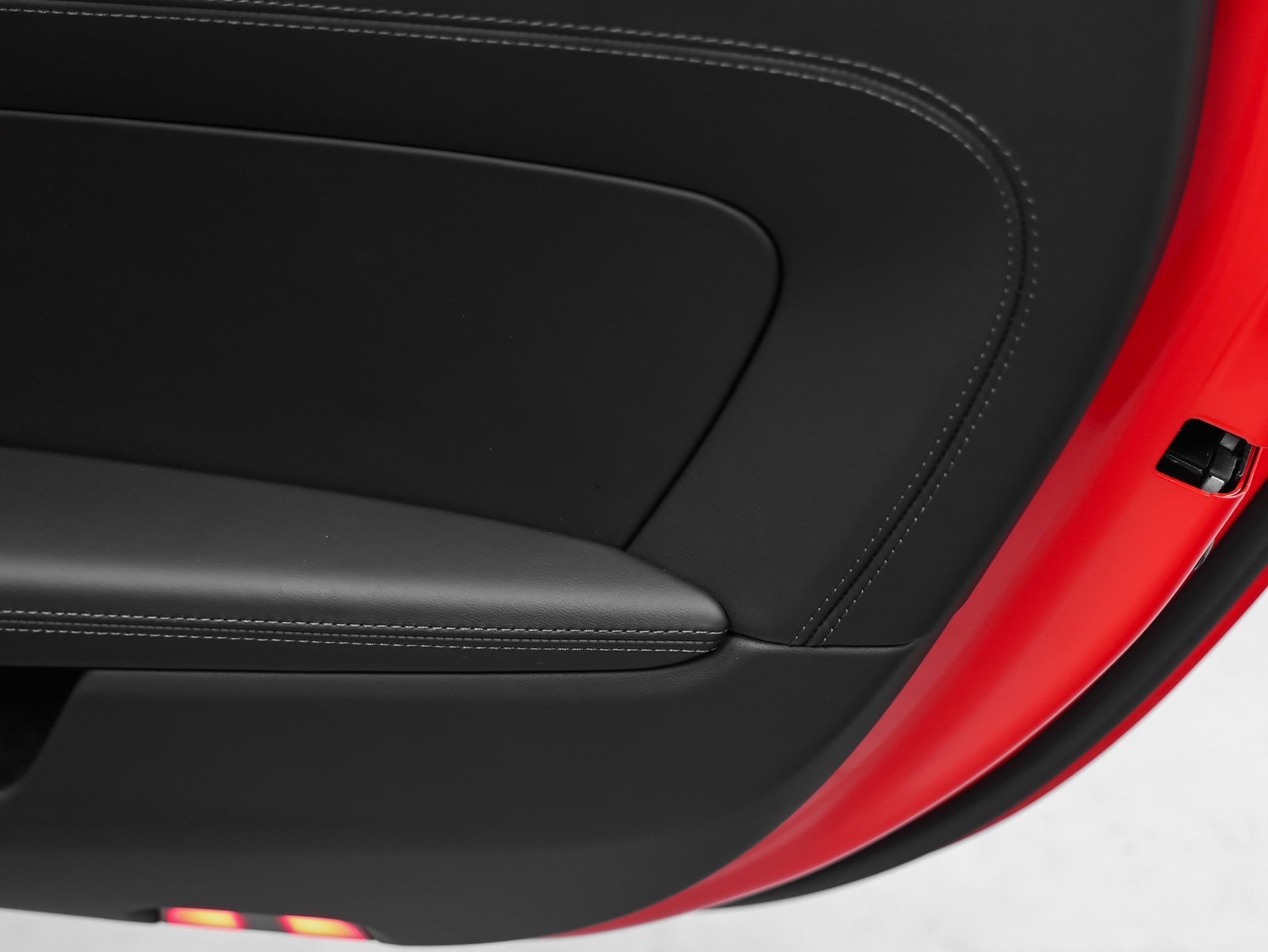 Used 2025 Porsche 911 Carrera image 33