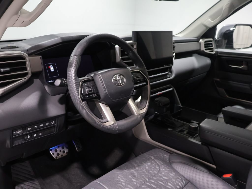 Used 2024 Toyota Sequoia SR5 w/ SR5 Premium Package AWD/4WD image 15
