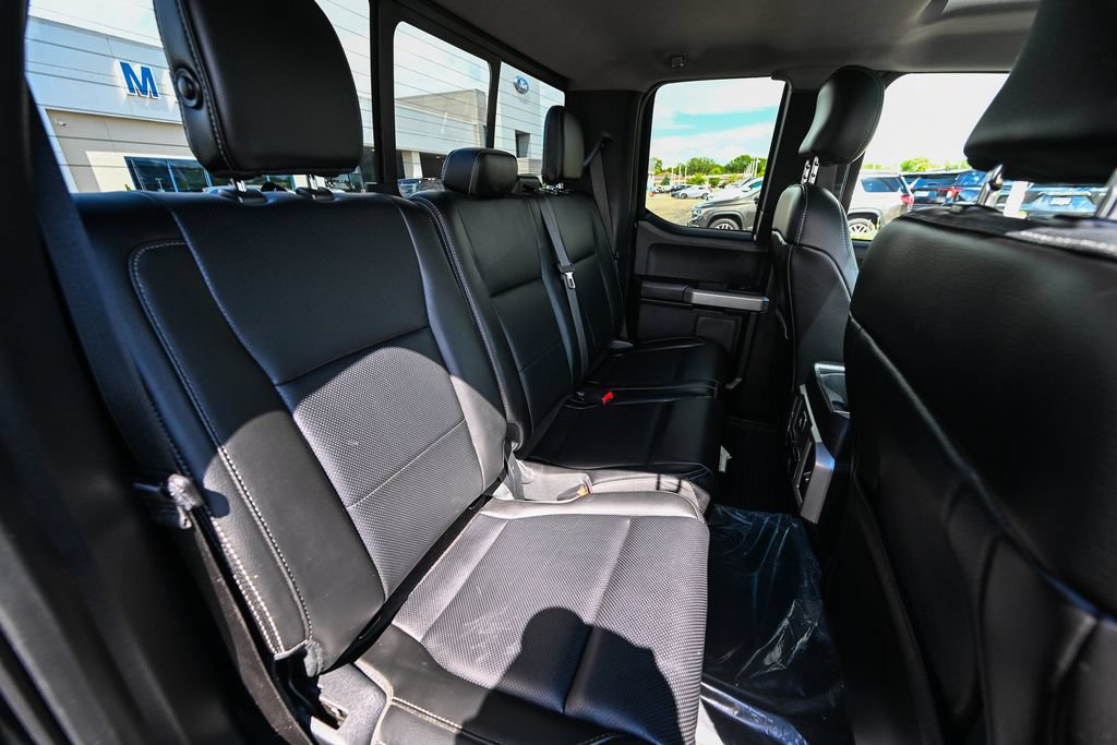 Used 2017 Ford F150 Lariat w/ Equipment Group 502A Luxury AWD/4WD image 28