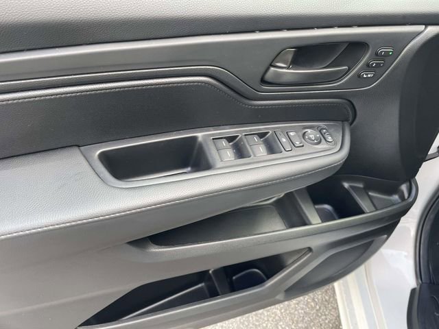 Used 2025 Honda Odyssey Sport-L image 16